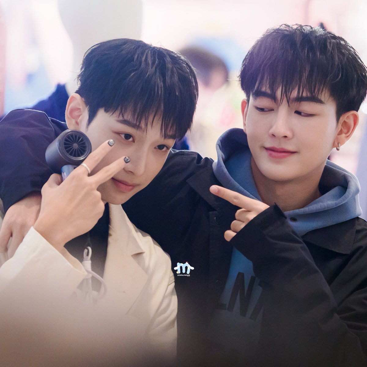 พวกกึง ๆ มีแฟนน่ารักจังwa 😳
