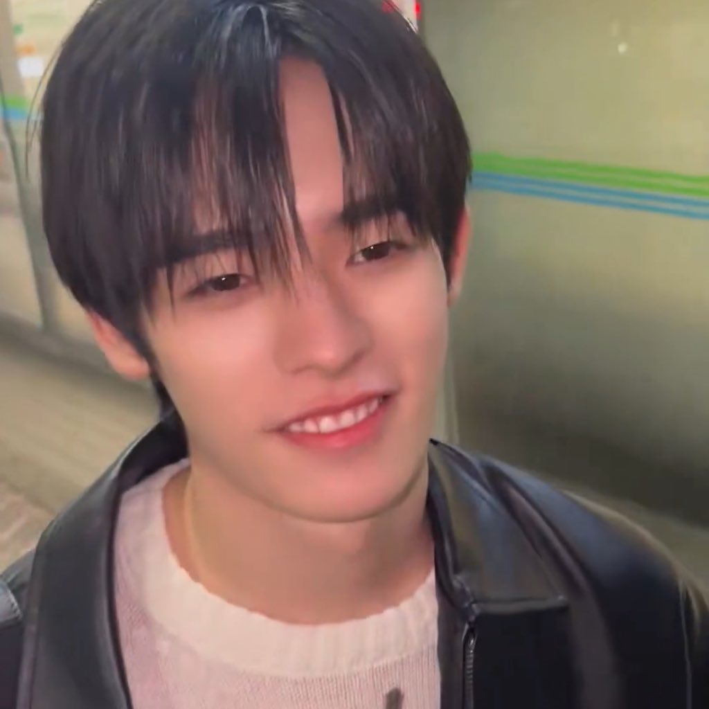 ⋆˚𐙚 ᵖᵖᵃᵗᵗ ⩩ ☆. ft.💘🖐🏻 tweet media