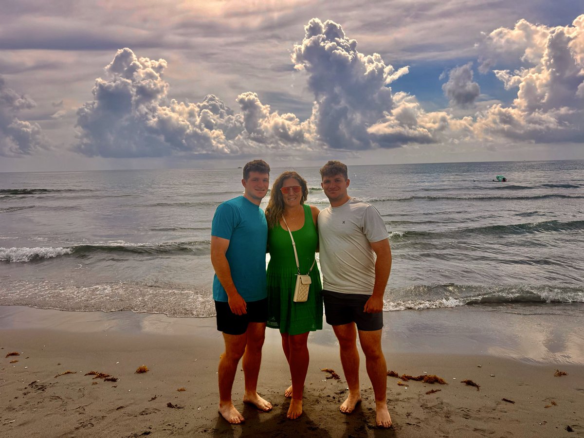 Bellantonij's tweet photo. Happy Mother’s Day to all the amazing moms! Church, brunch, and a walk on the beach with two of my boys today is a great way to spend my Sunday. Hard to have everyone together these days.😉
Enjoy the day moms,  you have earned it!!❤️ https://t.co/ltpDuE5KRx