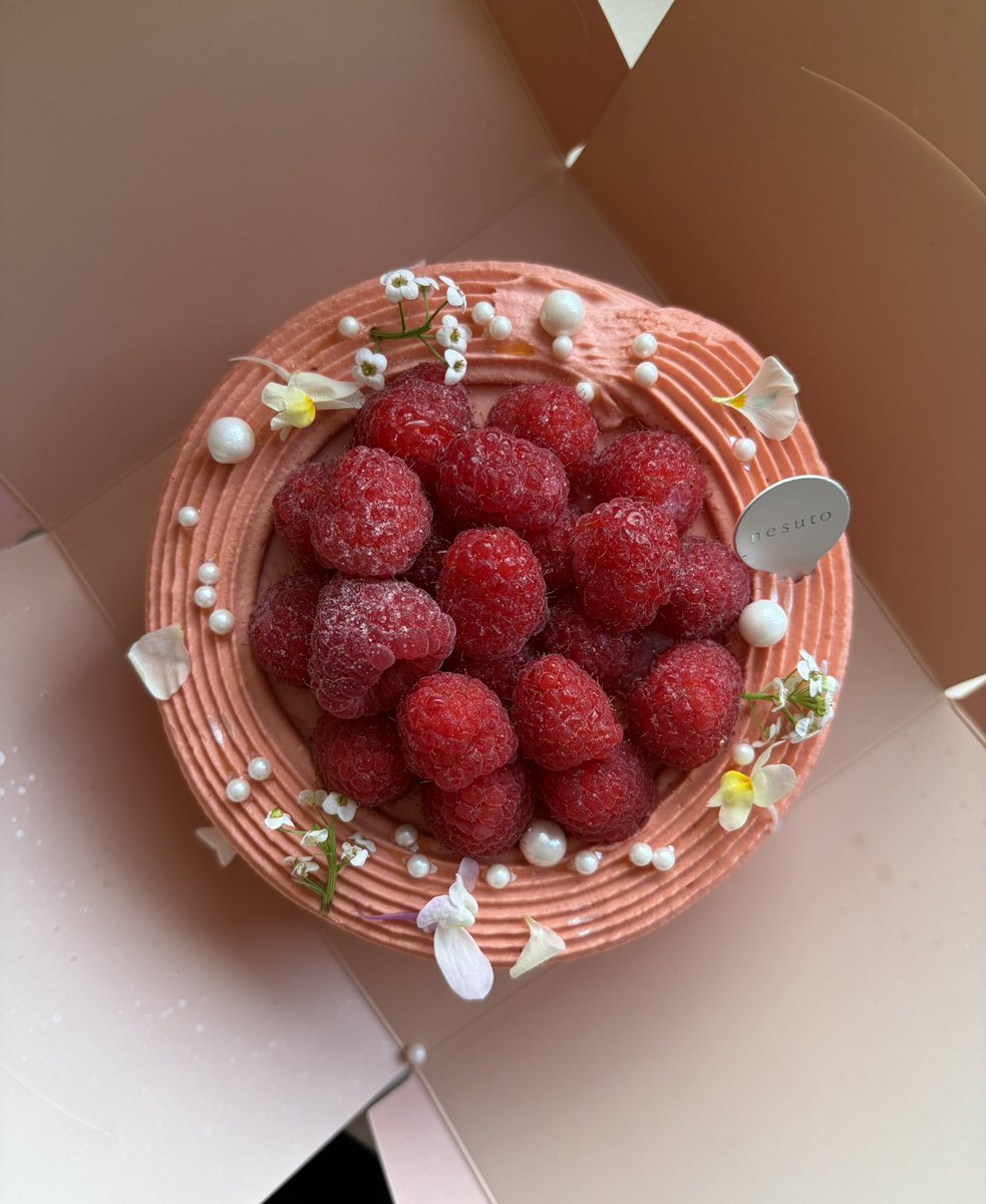 berry 🪷 tweet media