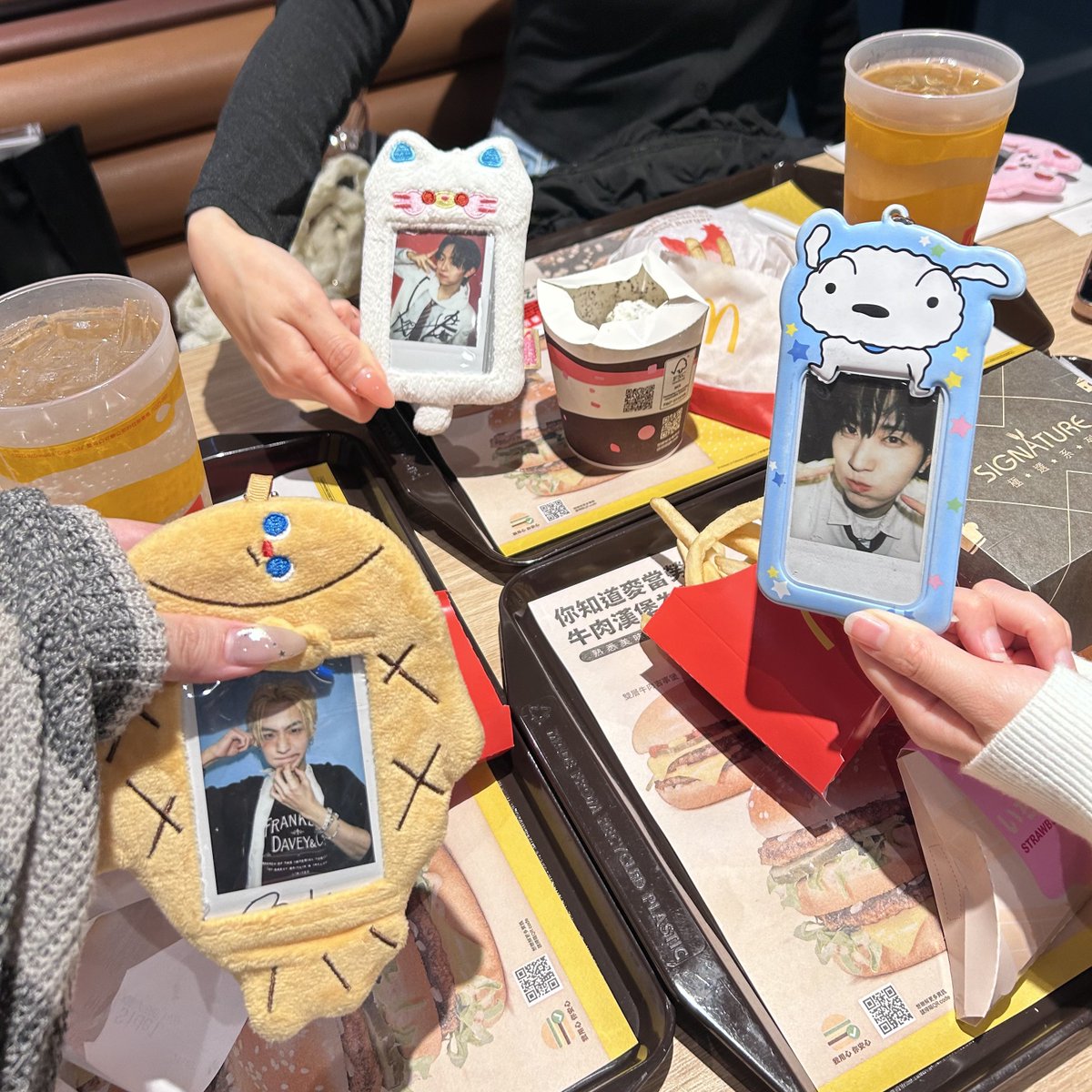 몬 tweet media
