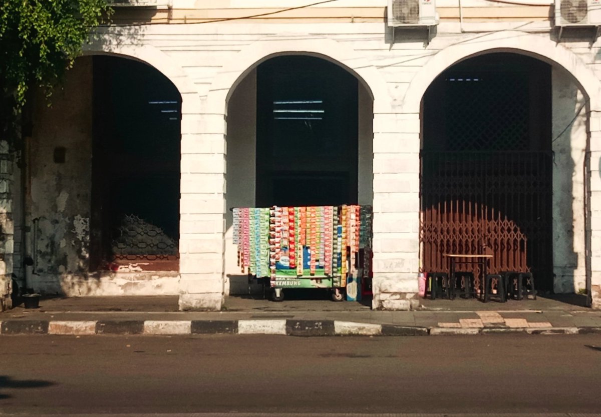 train_enthu06's tweet photo. photos that i've been taken at Jakarta's old city
.
.
.
.
Part 1 https://t.co/R84liBBEJ3