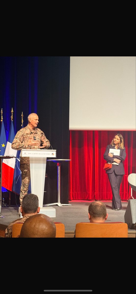 ANAIS BOUTON tweet media