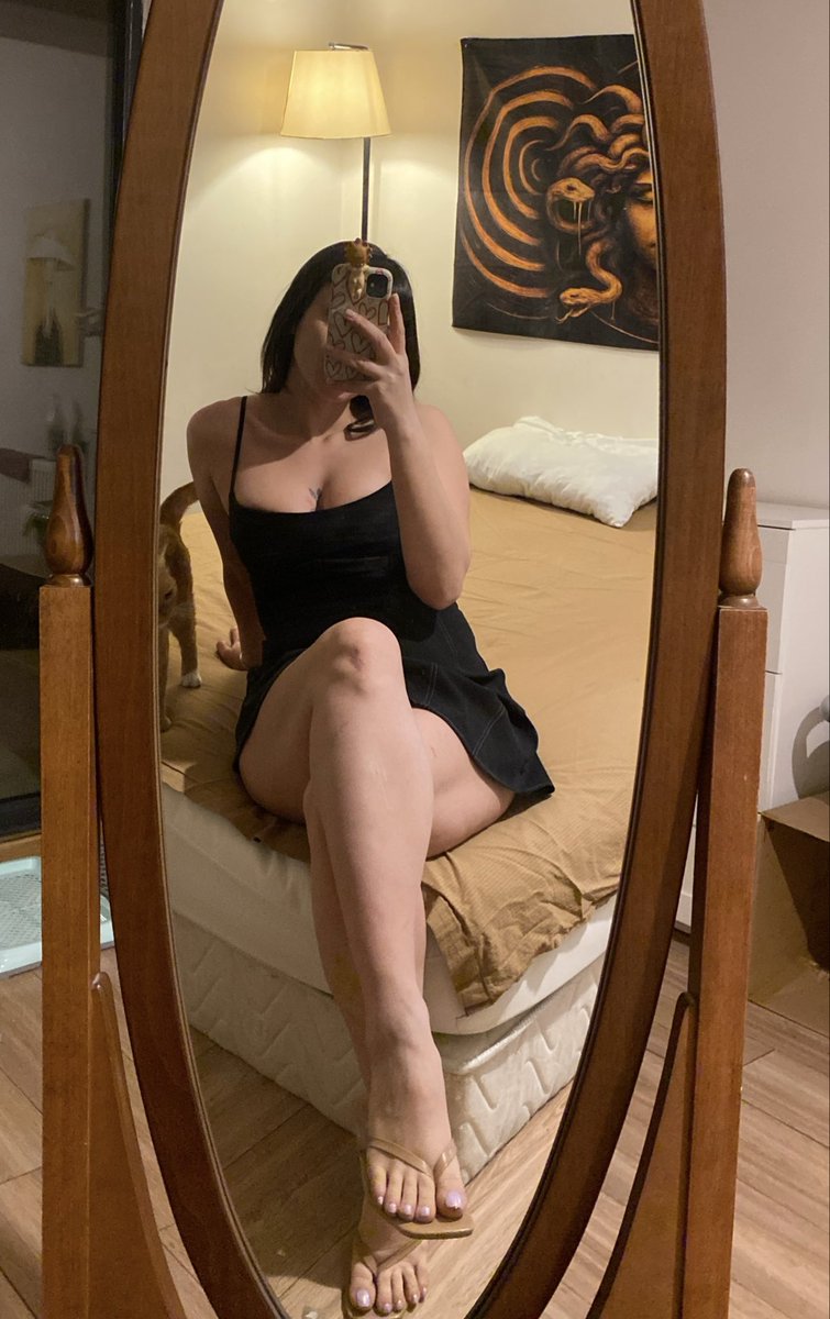 seragoods's tweet photo. Elle üzer, ayaklar asla 🤳🏼😈 https://t.co/3GPS3wp3Gf