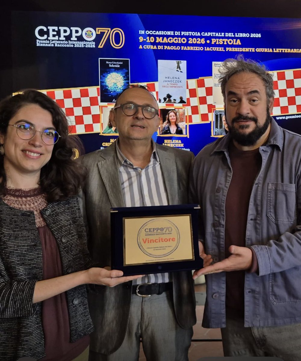 LuRicci74's tweet photo. La lavagna del Premio Ceppo ha emesso il suo giudizio: vince la 70ª edizione Cristofanini con Selenide @RaccontiEd. Io, come direttore della giuria, ho letto un peana sul racconto uscito oggi su Ricci & Capricci e ho ribadito l’utilità dei premi al servizio di forme vessate. https://t.co/ru0Mqkdt3c