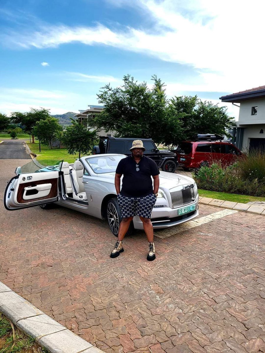 visse_ss's tweet photo. MySol he's rich..rich. https://t.co/xJeSSQPdYs