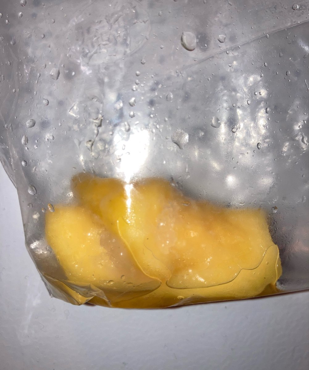 proteinplz's tweet photo. Frozen mangos covered in my piss and precum 😋🥭#frozencum #frozenpiss #pissdrinker #cumonfood #cumbull #frozenloads #cumeater https://t.co/BW2k6ohN0W