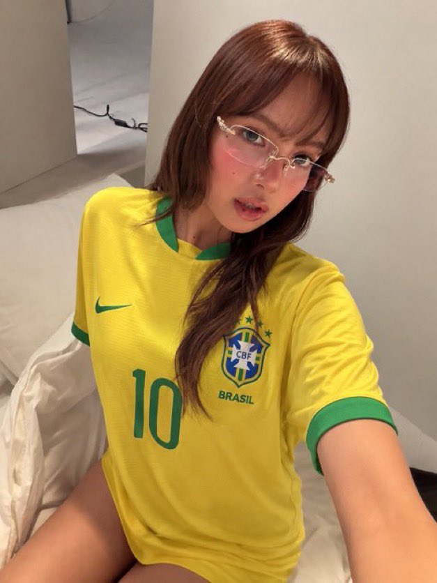 loly✧ tweet media