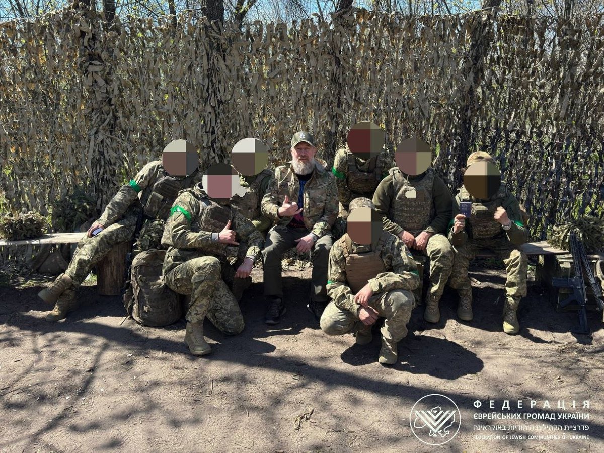 FJCU's tweet photo. Words, Prayer and Support for Ukraine’s #Defenders
Yakiv Syniakov, the chaplain of the #FJCU, has once again visited Air Assault units within the 7th Corps currently carrying out combat missions on the front line. https://t.co/mPyOHLuYkA