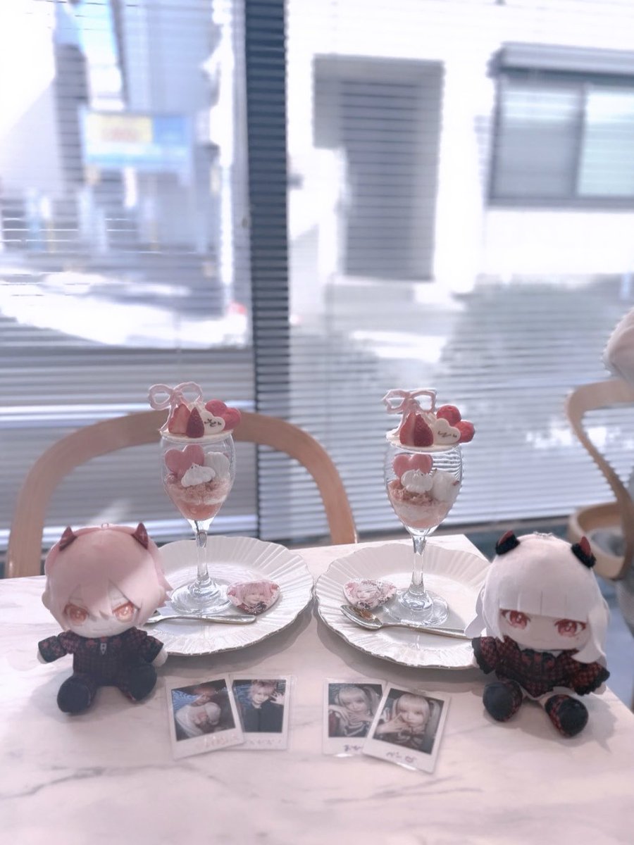 🎀 tweet media