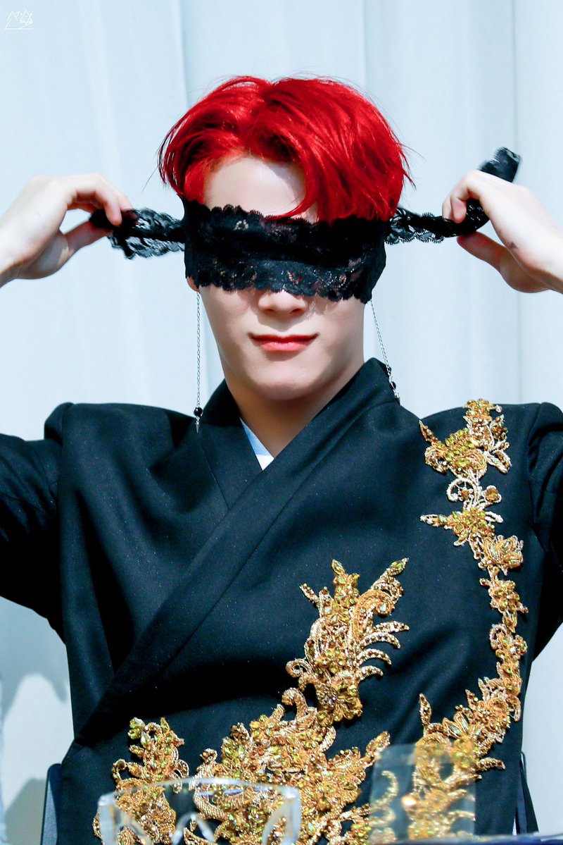 𝙢 𝙤 𝙤 𝙣_𝙢 𝙖 𝙨 🌙 tweet media