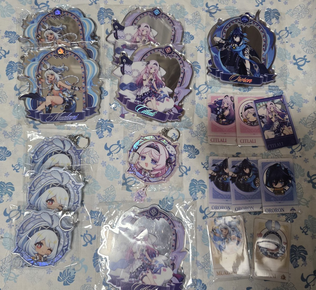 a_trd_rin's tweet photo. 【交換】スシロースターレイル　Gong cha、キュレネ、原神

出)画像1～4、5
求)リプ欄画像6枚目

画像1～4と5は持ち主が違います。
画像5の人は後半のみ集めてる(前半は集め終わった)ので参考程度に見てください。後半は私も少し行くので行ってからまた足りない部分を交換出します。 https://t.co/LH2DwUrAAz