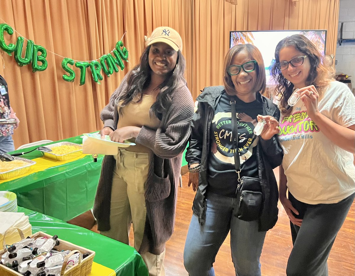 CMESCubs's tweet photo. 🐝Day 5 of Staff Appreciation Week🐝
What an incredible day we had celebrating our amazing staff! Our Bees &amp; Boards breakfast spread was a hit, with everyone enjoying a variety of delicious treats that fueled us as we finished the week strong! #CubStrong https://t.co/X6IEQYRmpW