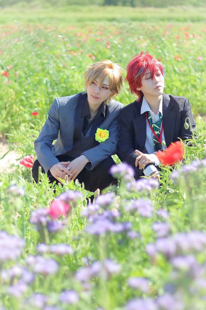 「※cos と 風強すぎたけど天気良かったしお花めちゃくちゃ綺麗だった〜 :bon」|𝒓𝒌のイラスト