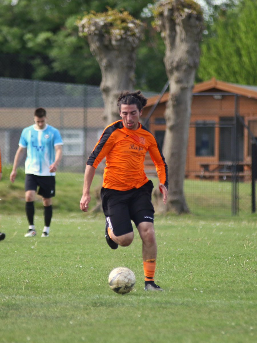 KnebFC_Seniors's tweet photo. A look back at yesterday’s 2-0 victory against Welwyn United 🍾

#UpTheKneb

🧡🖤 https://t.co/Fcq2jMOedF