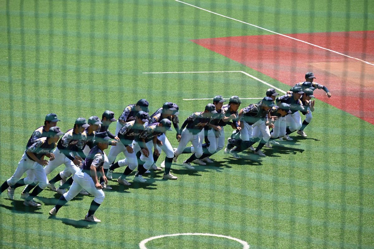 kimio34776038's tweet photo. 【試合結果】
５月１０日（日）

３年生   OP戦
２試合目

常陸大宮市民球場

千葉沼南ヤング
１００   １０１   ０         ３
０２０   ００１   ０         ３
日立ボーイズさん

二塁打　山崎

佐藤(太)-河内-松浦-松田/櫻井-山根 https://t.co/XyGbmAjeZF