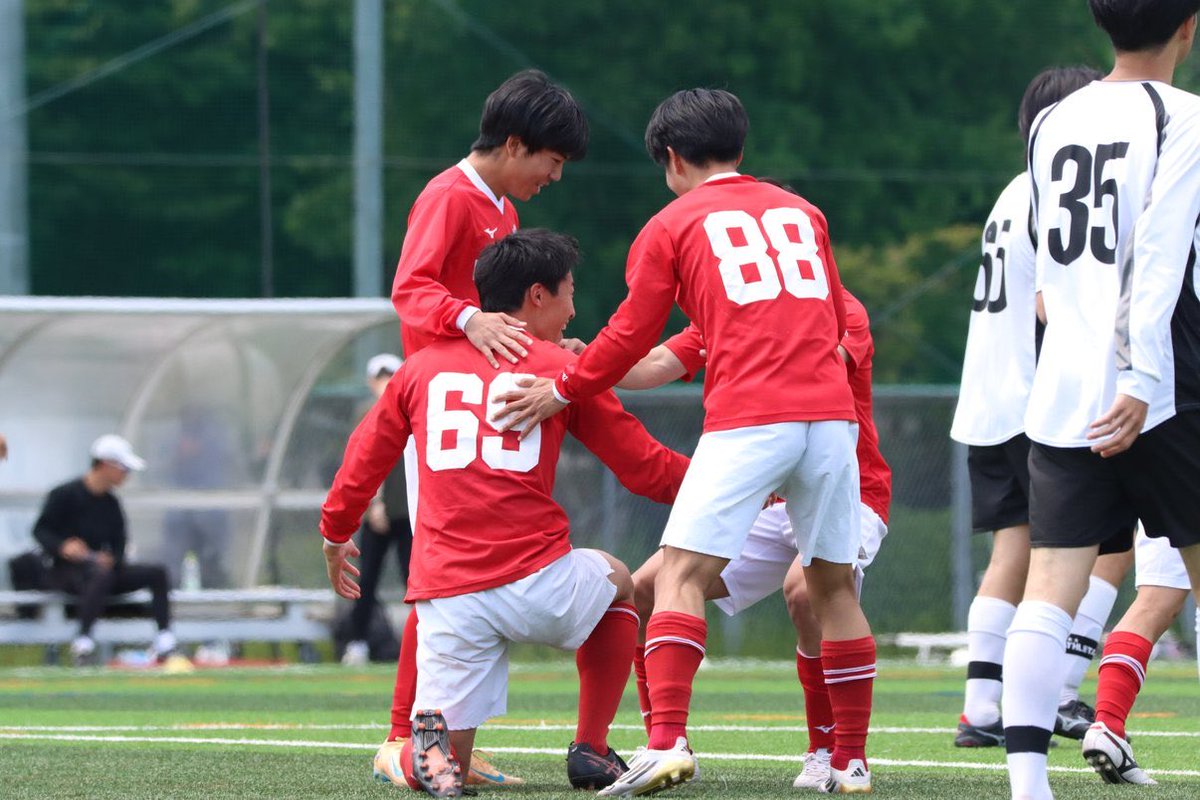 kufc2011's tweet photo. 4回生エースの豪快オーバーヘッド弾！🥅

見事なバイシクルで追加点獲得！🔥🔥
河野晟也のスーパーゴール⚽️

🏟️Iリーグ 2026 【関西】 Division1 Cブロック 前期第4節
🆚関西大学ULTLAS vs 京都橘大学

#関西大学 #サッカー #Iリーグ #関西大学ULTLAS #オーバーヘッド #バイシクル https://t.co/5DtDGqXZH1