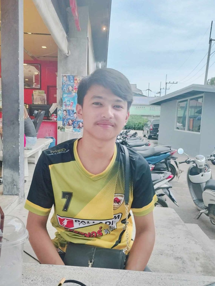 บอย ภัทรพล tweet media