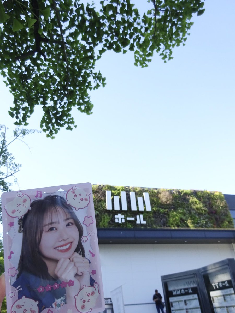 な お tweet media