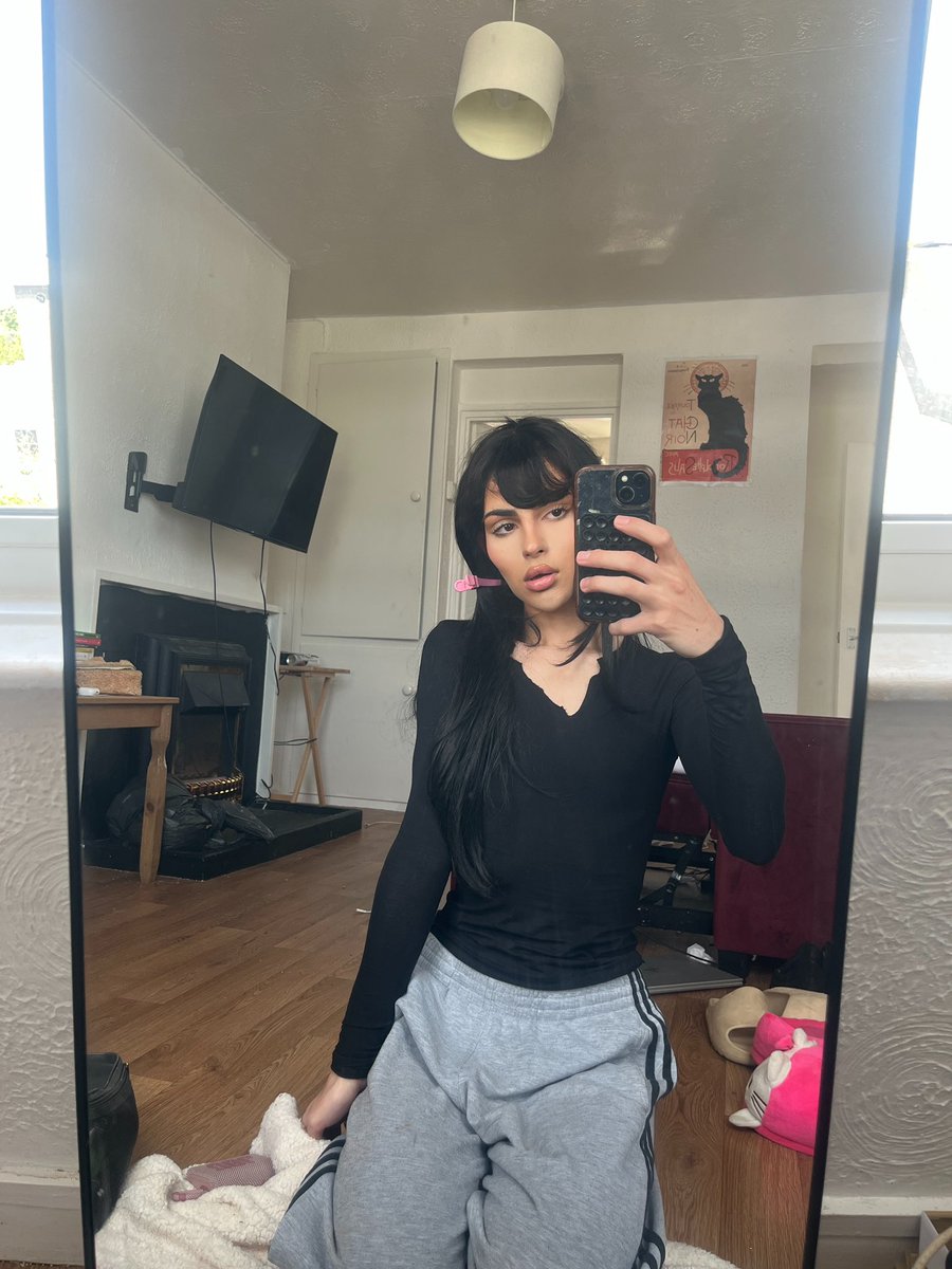 #highlyfavoured tweet media