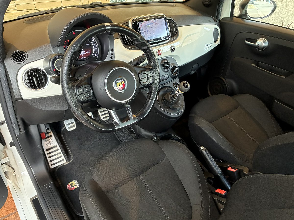 CarCafe_PICCOLO's tweet photo. 【NewStockCar】

”ABARTH595 BaseGrade LHD 5MT ”

ラルグス車高調にADVANRacing16インチAW、そしてレコードモンツァマフラーと程よくカスタムされた595が入庫です！ https://t.co/xKR0UcmWR7