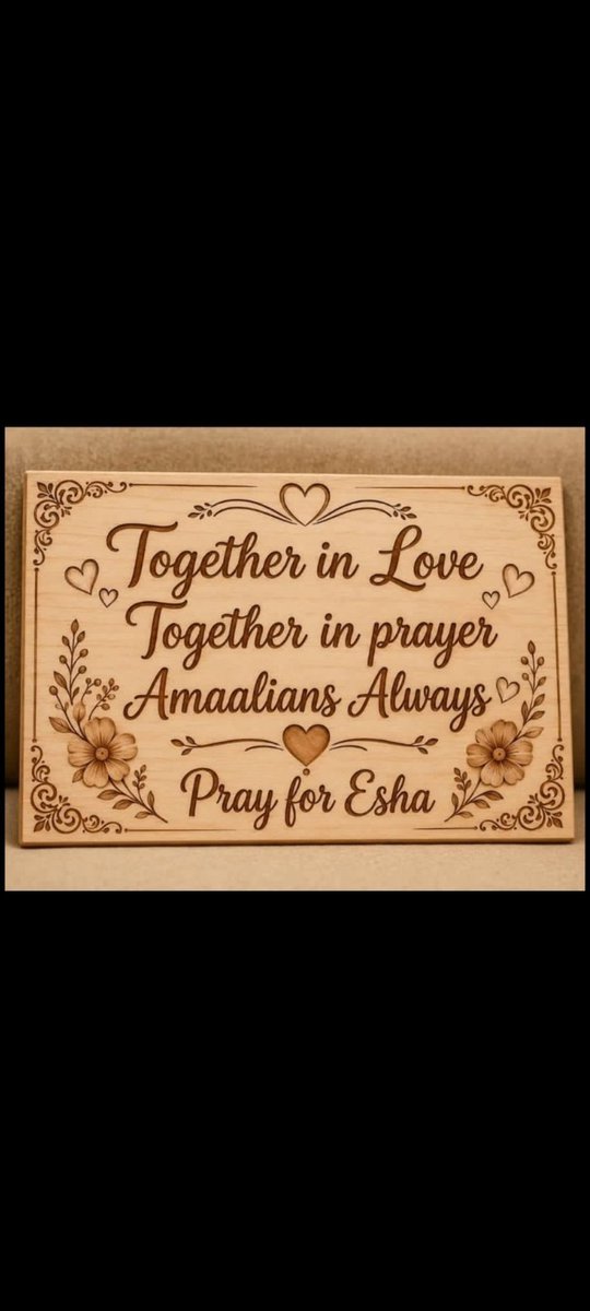 Mrigashree21610's tweet photo. #AmaalMallik you’ve always made us proud with the way u care for your fans
Bt this time,@AmaalMallik & #Amaalians, plz ignore the negativity & stay together
Just like these last two days,we always stand together with love & support
Let’s spread love & positivity
#PrayForEsha https://t.co/WOSTTzNnUK