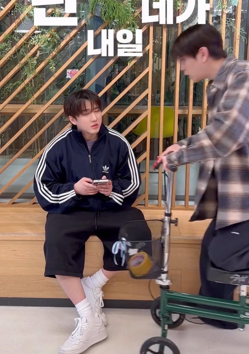 댕꾸 ◡̈ tweet media