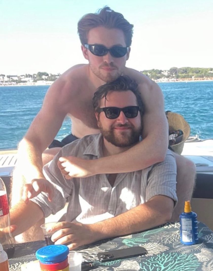 kit remembered his password omg