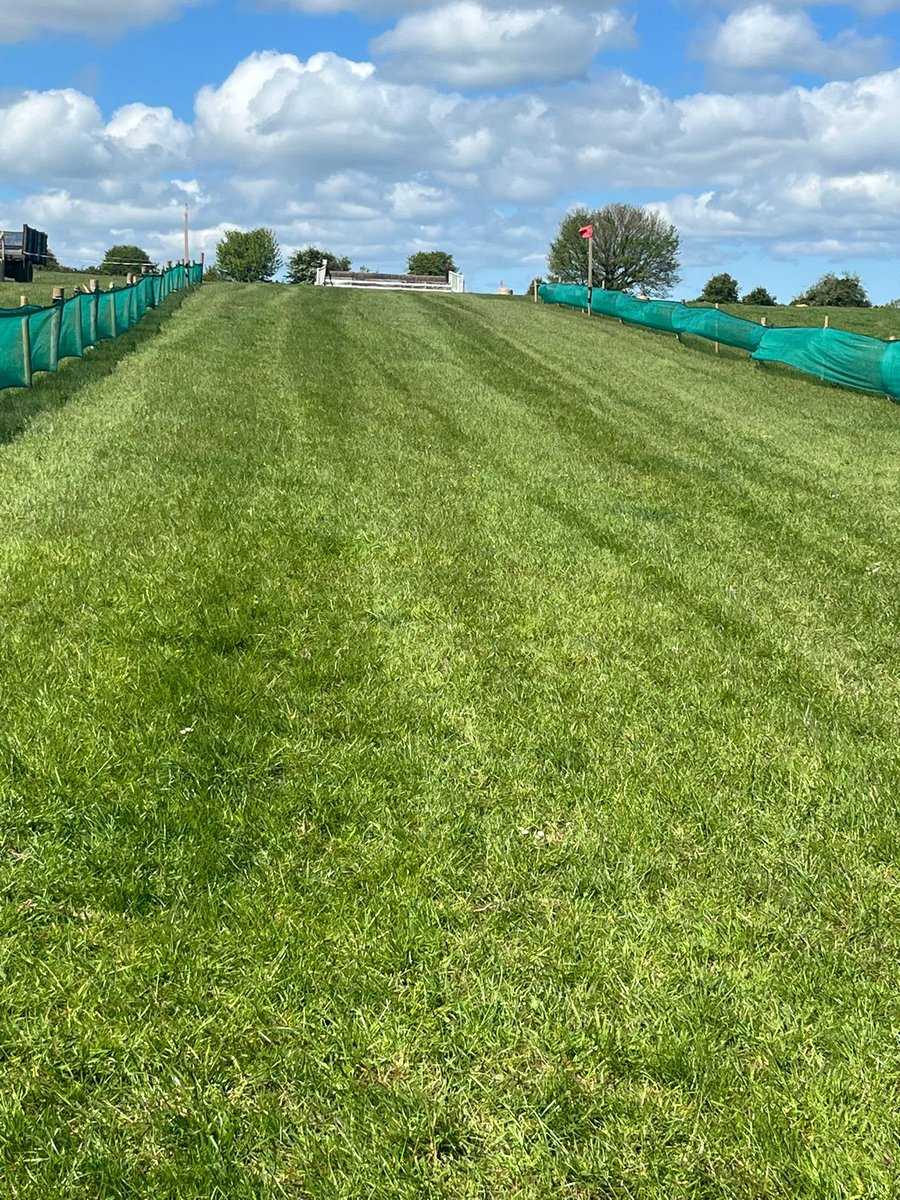 Irish National Hunt Steeplechase CLG tweet media