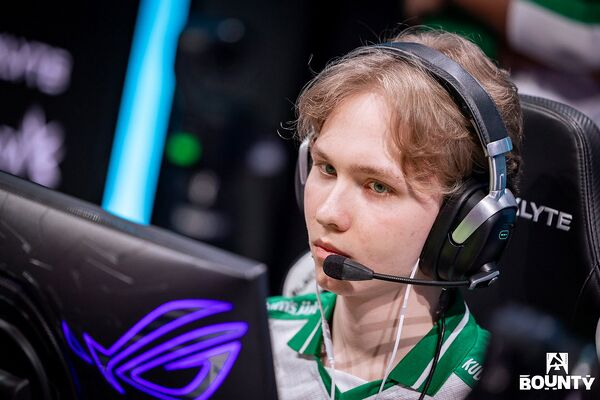 CSGORoll tweet media