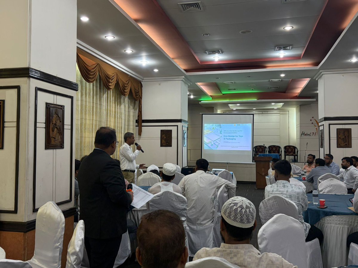 UNIDOBD's tweet photo. The 3rd batch of the Design for Environment (DfE) Training Programme has kicked off, engaging SMEs from Bangladesh’s toy and packaging sectors on eco-design, circular economy practices, sustainability, and global compliance standards.
#UNIDO #Bangladesh #DfE #CircularEconomy https://t.co/fVN2X7yeJV