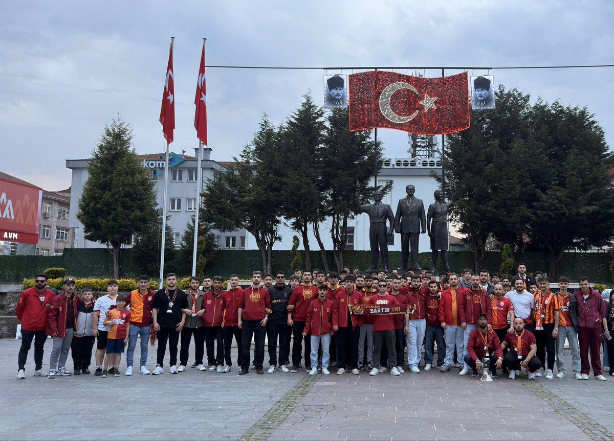 uAUNIBartin's tweet photo. DÖRT DÖRTLÜK ŞAMPİYON!

#HEDEF27
#ultrAslanUNI https://t.co/Fr4ddkp6UG