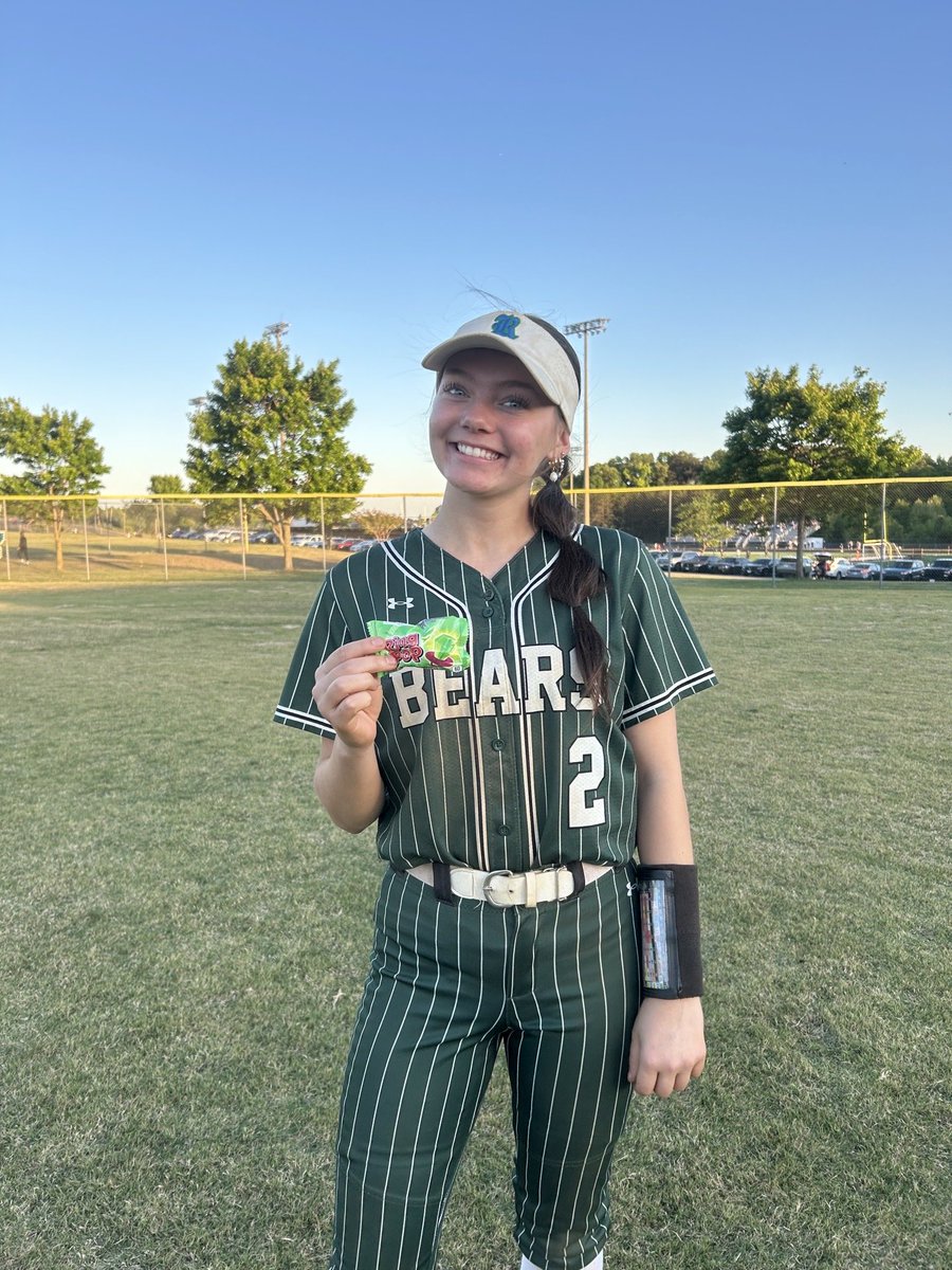 RBSBALL's tweet photo. 12-0 win over Ponax Friday night! 💍 pop player was @madison_baugh2 going 3 for 3, @NorahC34, @RyleighLivesay9, and @EmmaSmithVA11 each had 2 hits. 
@jamesonsnell26 got the W on the mound only giving up 2 hits! https://t.co/1JeuR3eBDh
