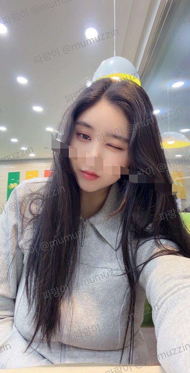 파랑이 tweet media