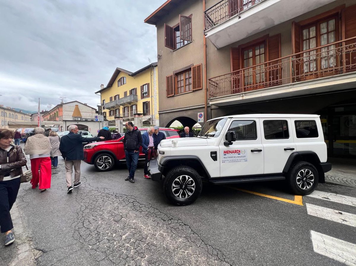 MenardiAuto's tweet photo. Primavera a Caraglio = Fiera, Polenta e... MENARDI! 🤩🚙🌱
Oggi, 10 Maggio 2026, nel cuore della Fiera di Primavera, cercate la nostra esposizione di modelli Km0 e nuove uscite. 🚗💥
Venite a trovarci per scoprire come far brillare la vostra primavera! 😎🚗⚡️ https://t.co/4FlfVGXSIb