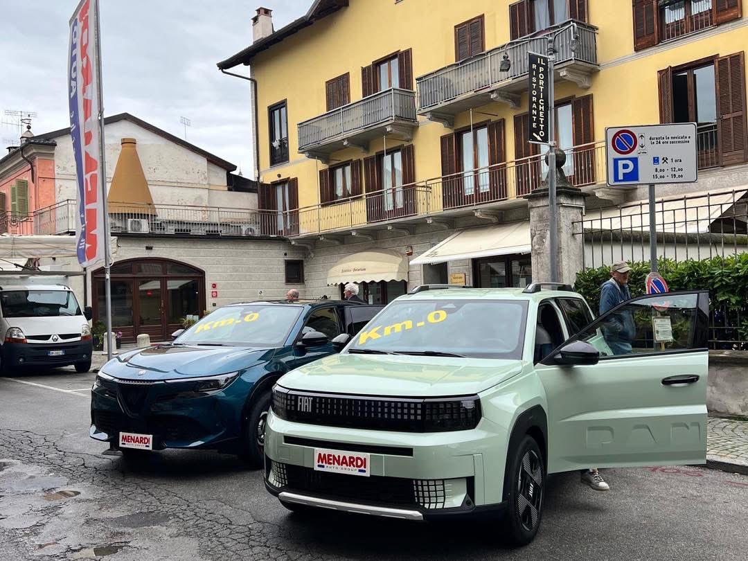 MenardiAuto's tweet photo. Primavera a Caraglio = Fiera, Polenta e... MENARDI! 🤩🚙🌱
Oggi, 10 Maggio 2026, nel cuore della Fiera di Primavera, cercate la nostra esposizione di modelli Km0 e nuove uscite. 🚗💥
Venite a trovarci per scoprire come far brillare la vostra primavera! 😎🚗⚡️ https://t.co/4FlfVGXSIb