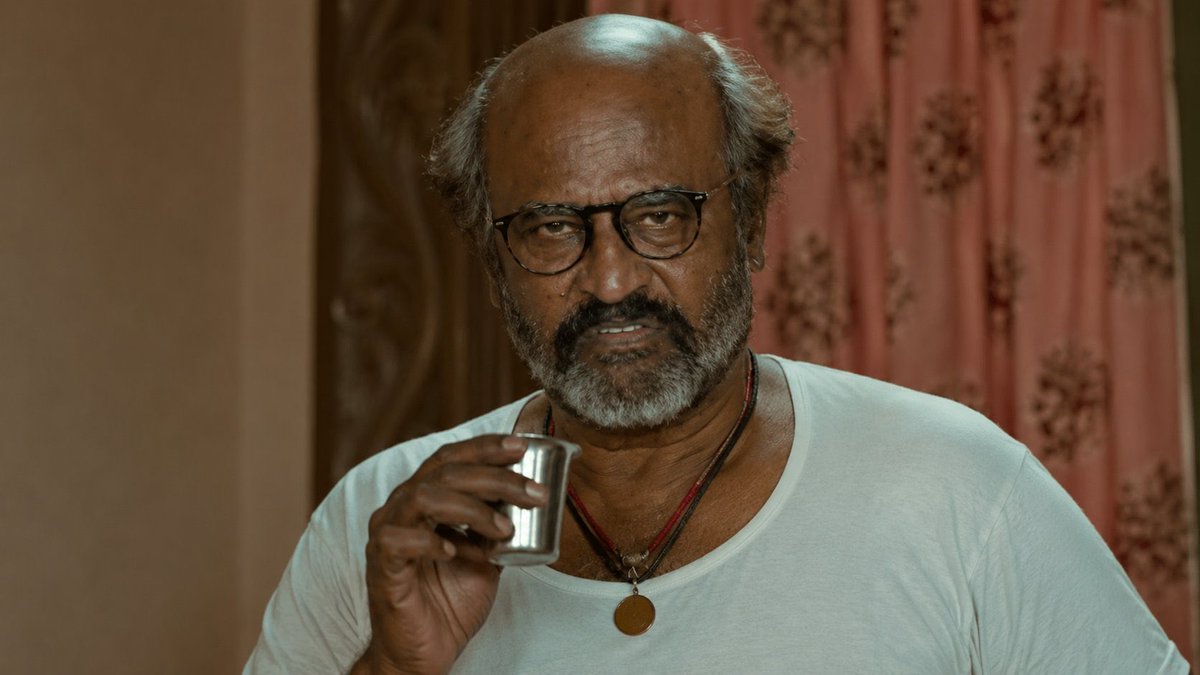 JSuntharlal's tweet photo. @BoAnalyst @rajinikanth Yes CM chair was offered to him as furniture gift. https://t.co/EaPJPHDssR