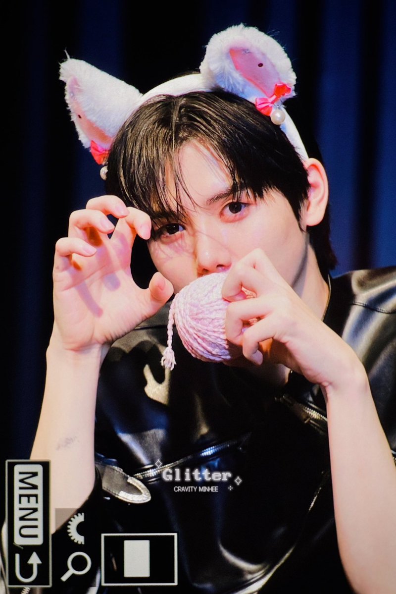 𝙂𝙡𝙞𝙩𝙩𝙚𝙧 tweet media