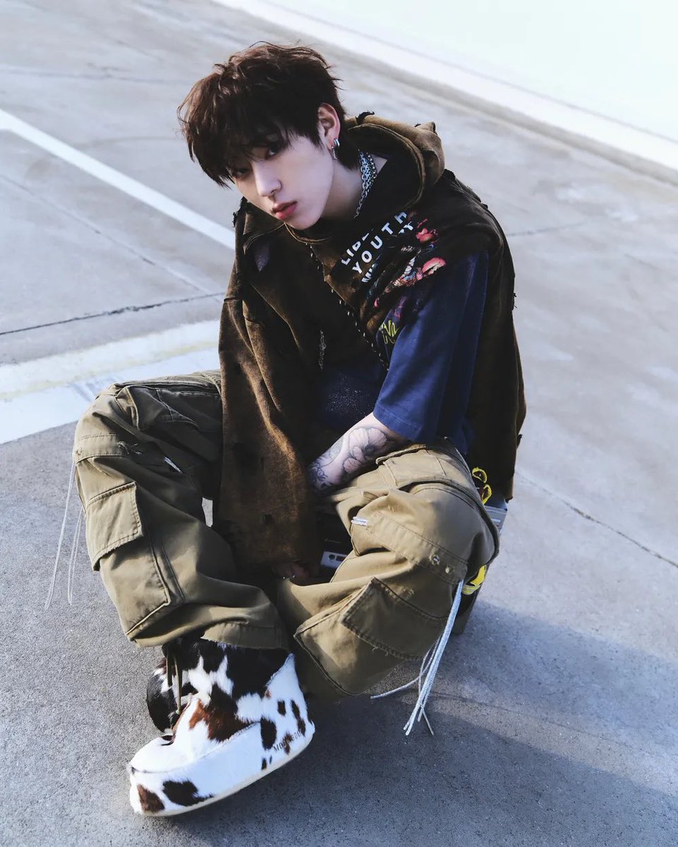 랏코 tweet media