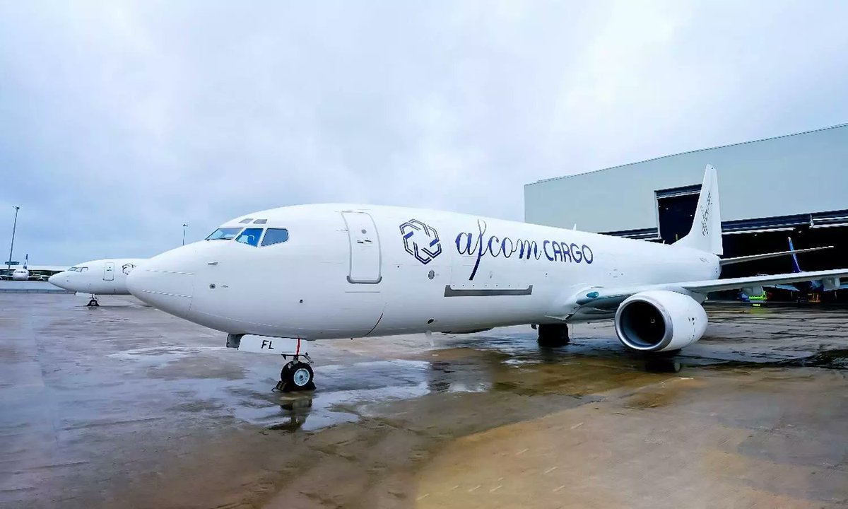 BhedaTanay's tweet photo. India's air cargo sector is on the cusp of a multi-year boom.

One Chennai-based cargo airline is quietly building the infrastructure for it — operating its own fleet, holding a government-designated carrier status, and backed by some of India's sharpest institutional minds.

Meet AFCOM — Afcom Holdings Ltd 🧵🧵🧵🧵