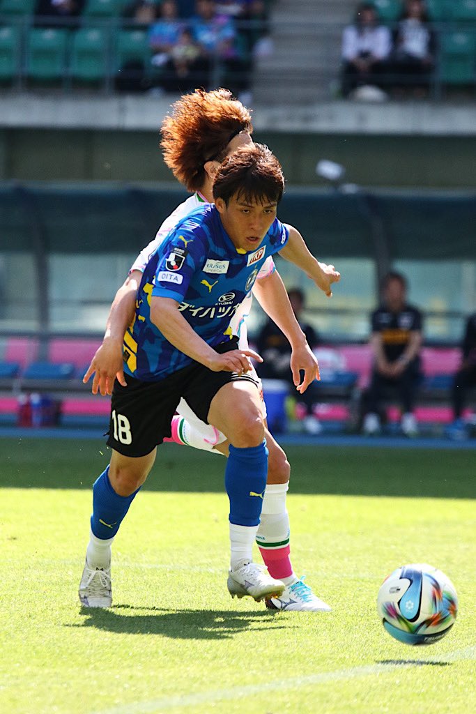 ぴ ろ tweet media