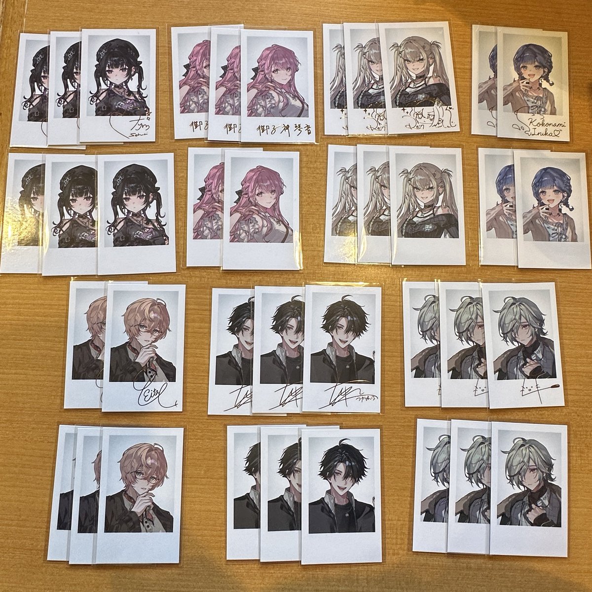 hana tweet media