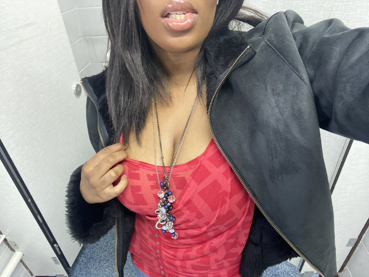 princess tifa ᥫ᭡ tweet media