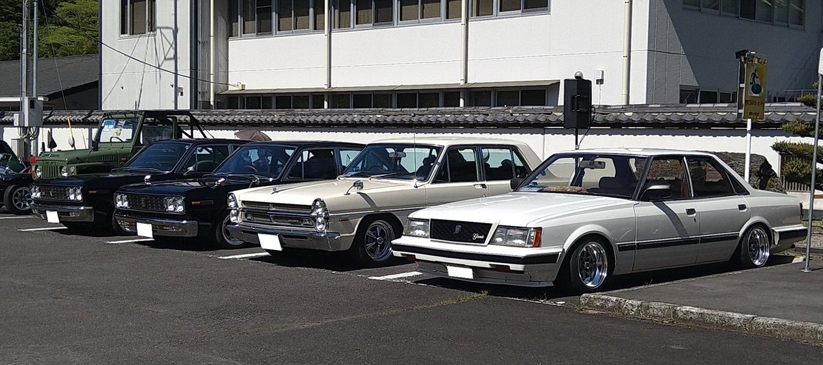 s58_DATSUN910_'s tweet photo. 今日めっちゃ楽しかった
ワックスガンガンにかけてキマってたのに自分の車撮るの忘れた笑 https://t.co/yHggzCIoem