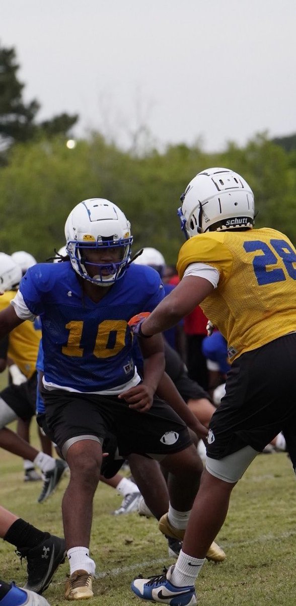 TFelderr5's tweet photo. Week 1 of spring ball ✅ https://t.co/srmSgvDLiq