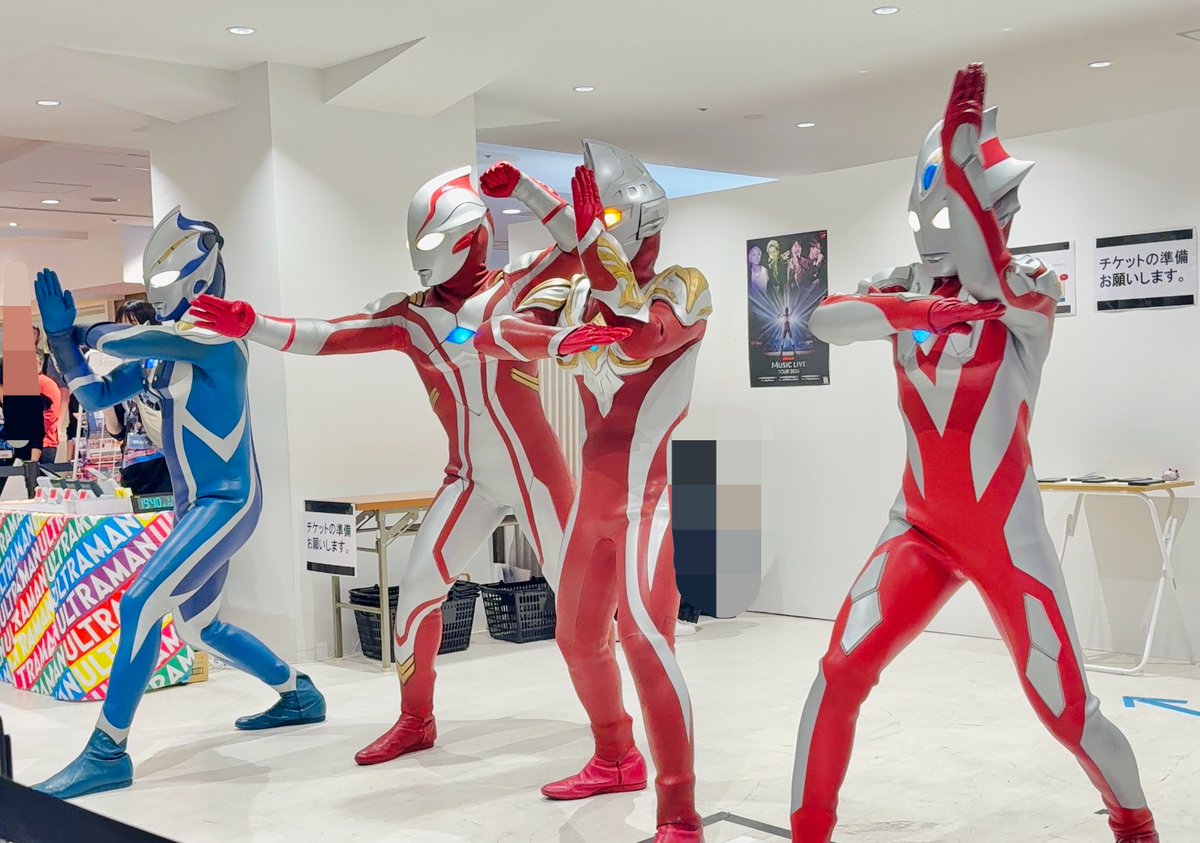 kumarin_Mebius's tweet photo. ラストまでほんとうに最高でした✨

#平成クライマックス展
#シュワッチメモリーズ https://t.co/0YHpXuRgHl
