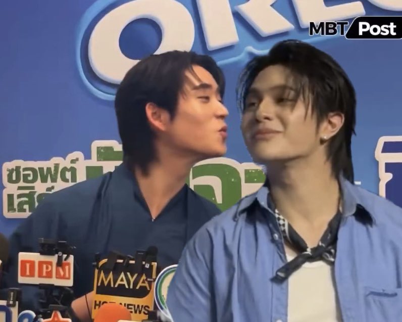 liz tweet media