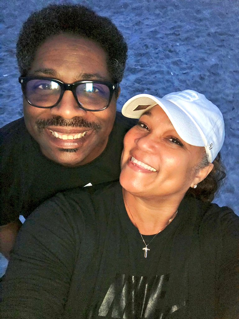 MrsCharlesCraig's tweet photo. #MothersDay๐๐
My favorite place on this planet is a beach! The place to unwind and see Gods Majestyโจ๏ธand Creation!๐๐ผ His artistry is beautiful and ceases to Amazeโจ๏ธ
I pray this #Mother'sDay is as happy for you as it is for us!
#LifeIsABeach!๐
@MrsCharlesCraig |โฑ๏ธโค๏ธโจ๏ธ https://t.co/FVPQoltgRh