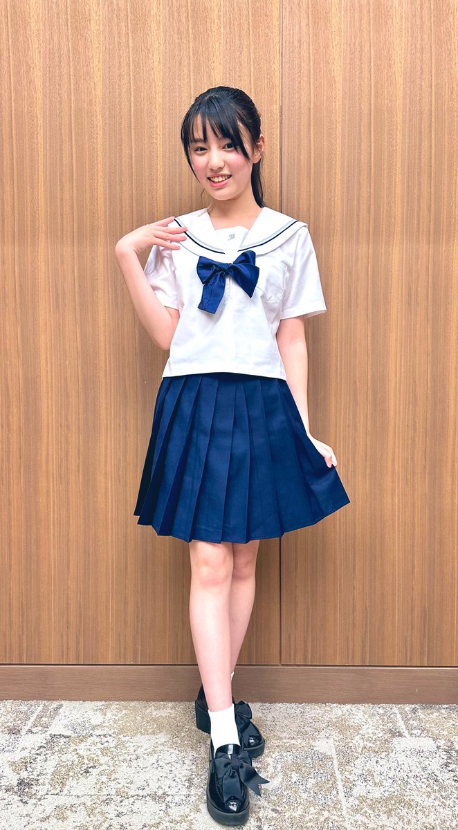 かわいく撮ってくれてありがとうございます😊🩵チェキのインクがうすく