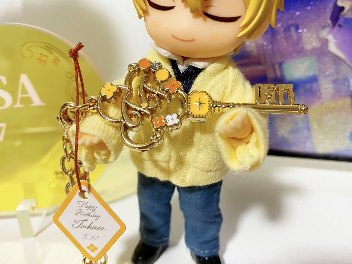 asaki_321's tweet photo. 鍵に誕生日入ってるの良いね https://t.co/LPNT4pzk20